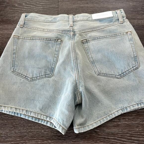 RE/DONE Mid Rise Boy Short Denim Cutoff Shorts Ranch Water Faded Wash Sz 26 EUC - Picture 16 of 16